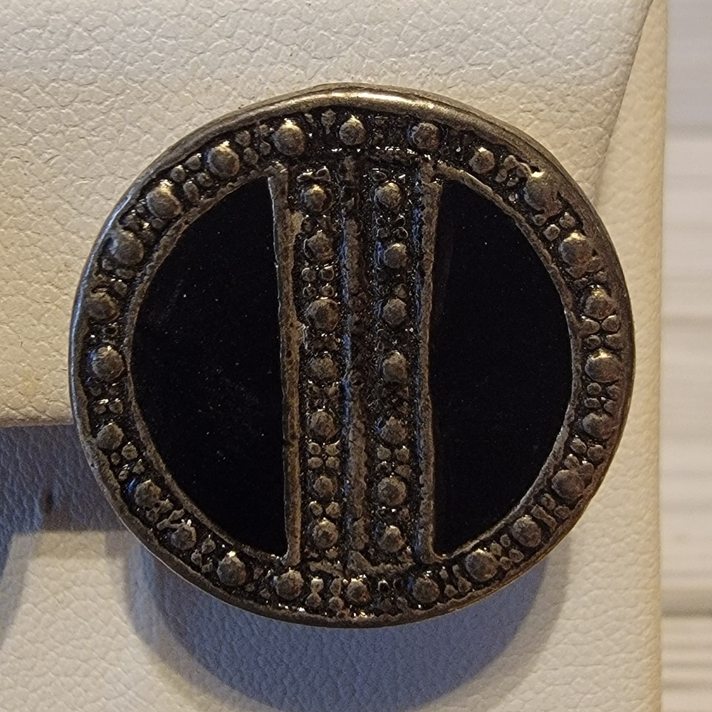 Vintage Black Enamel Marcasite Style Round Clip-On Earrings Silver Tone